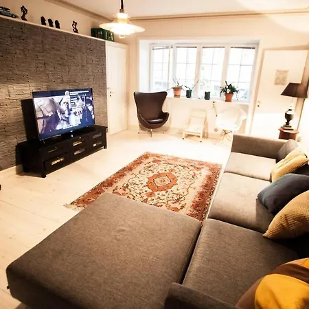 Apartment Spacious 140 Sqm In Central Copenhagen