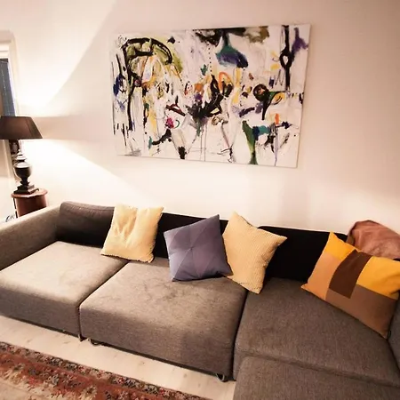 Apartment Spacious 140 Sqm In Central *
